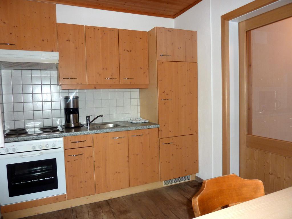 Appartement-Pension Familie Gewessler Бад-Миттерндорф Номер фото